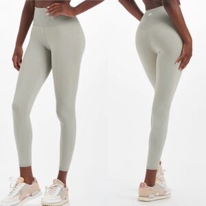 Vuori ribbed studio Leggings - eucalyptus green